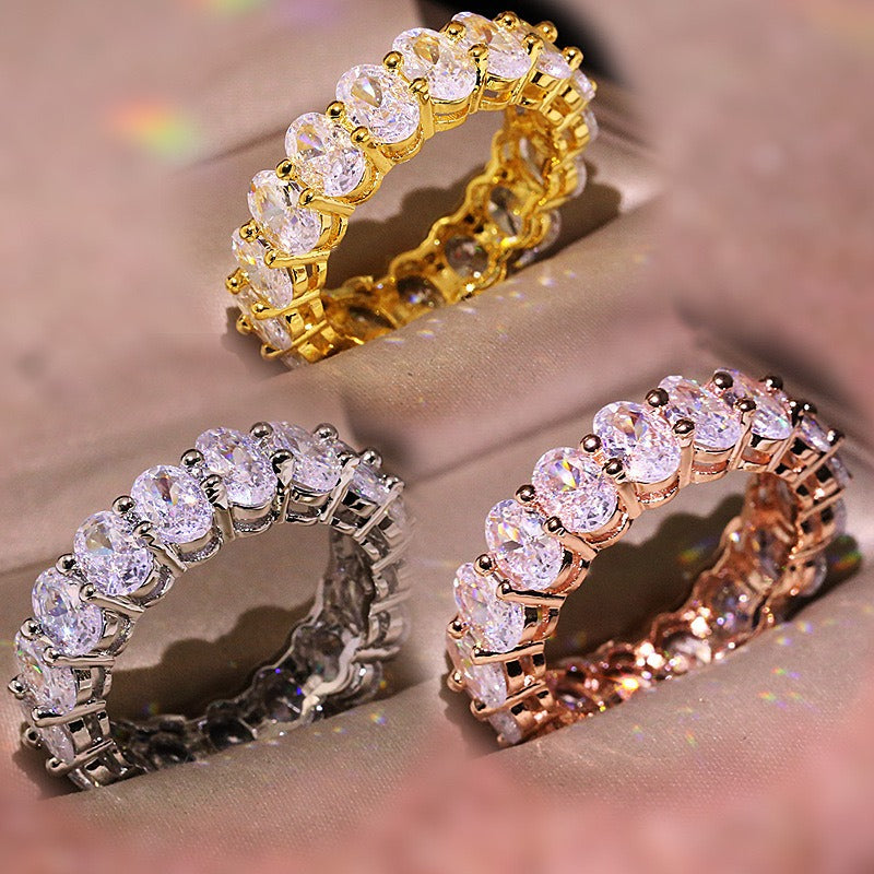Oval Glow Full Band Multi-Tone Oval-Cut Paved Ring