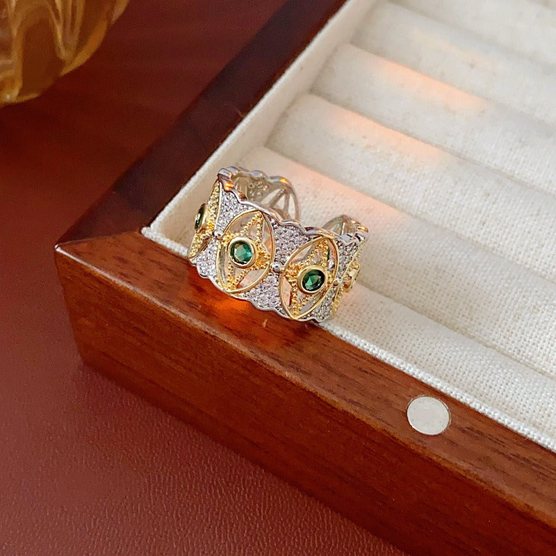 Starlight Enchantment 18K Gold Two-Tone Emerald Ring｜Vintage Hollowed Fingertip Luxury