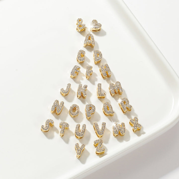 26 Letters Optional Heart Diamond-Encrusted Necklace