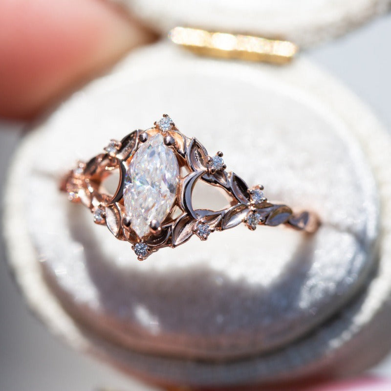 Gilded Marquise 18K Rose Gold Marquise Cut Diamond Vintage Openwork Ring