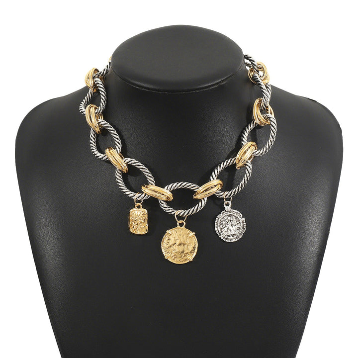 Vintage Gilded Layered Coin Pendant Necklace｜Retro Glamour for Your Neck