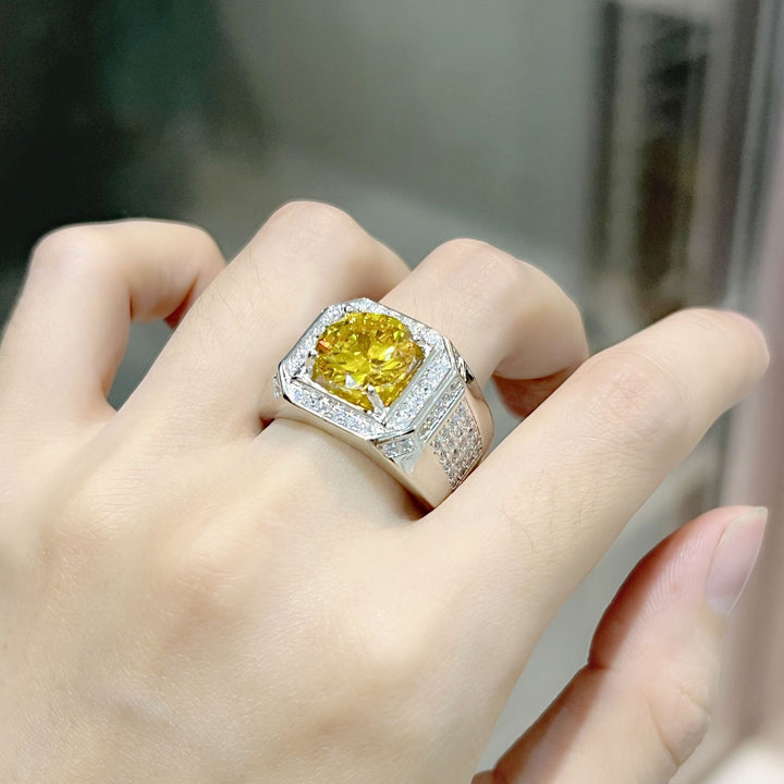Multi-Color Large Center Diamond Full-Pavé Ring - Titanium Steel Light Luxury Luxurious Band