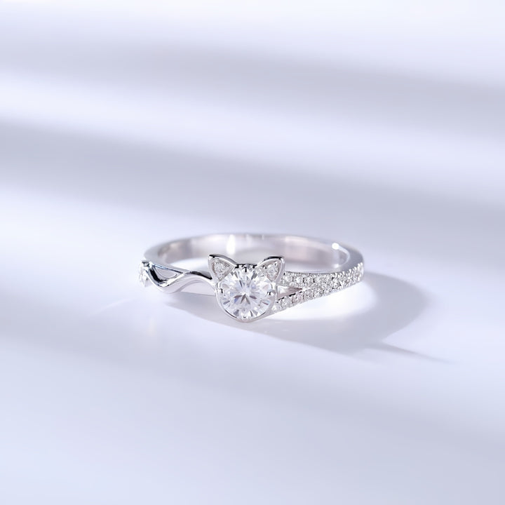 Moissanite White Gold Ring with Bow Design | Brilliant & Romantic Statement Ring