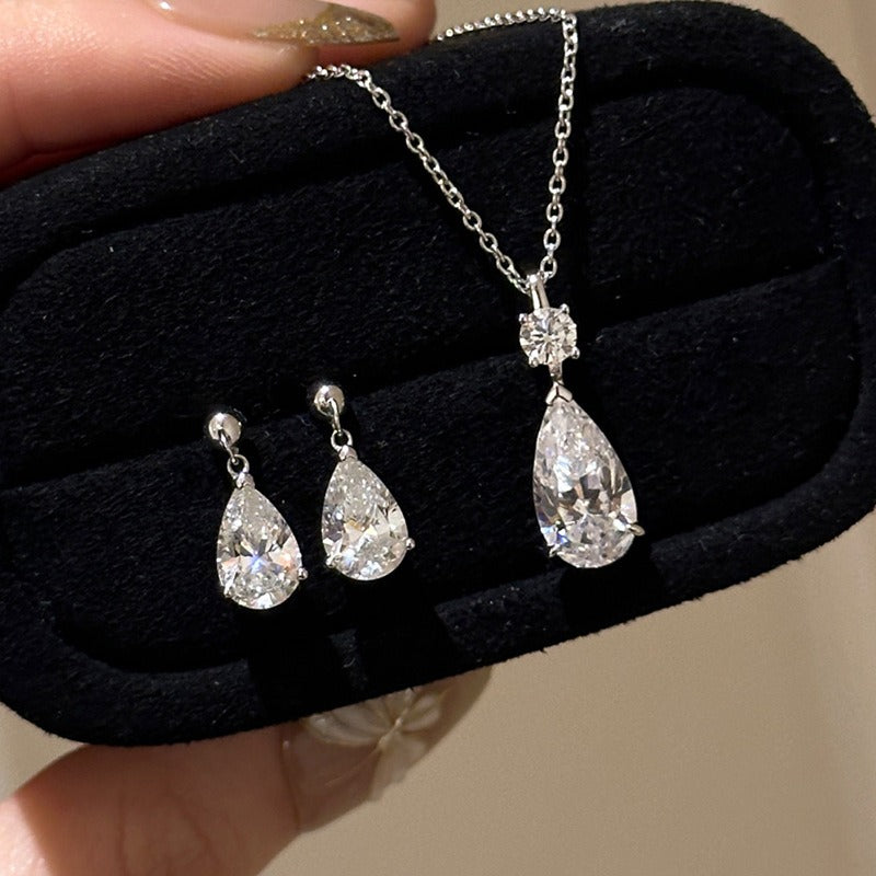 Pear Diamond Starburst 18K White Gold Pear-Cut Diamond Necklace（Complimentary Earrings for a Limited Time）