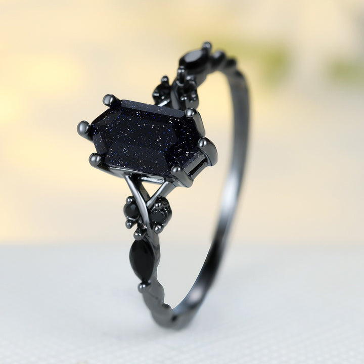 Black Sandstone Geometric Ring - Women's Dark-Style Light Luxury Personalized Accessory