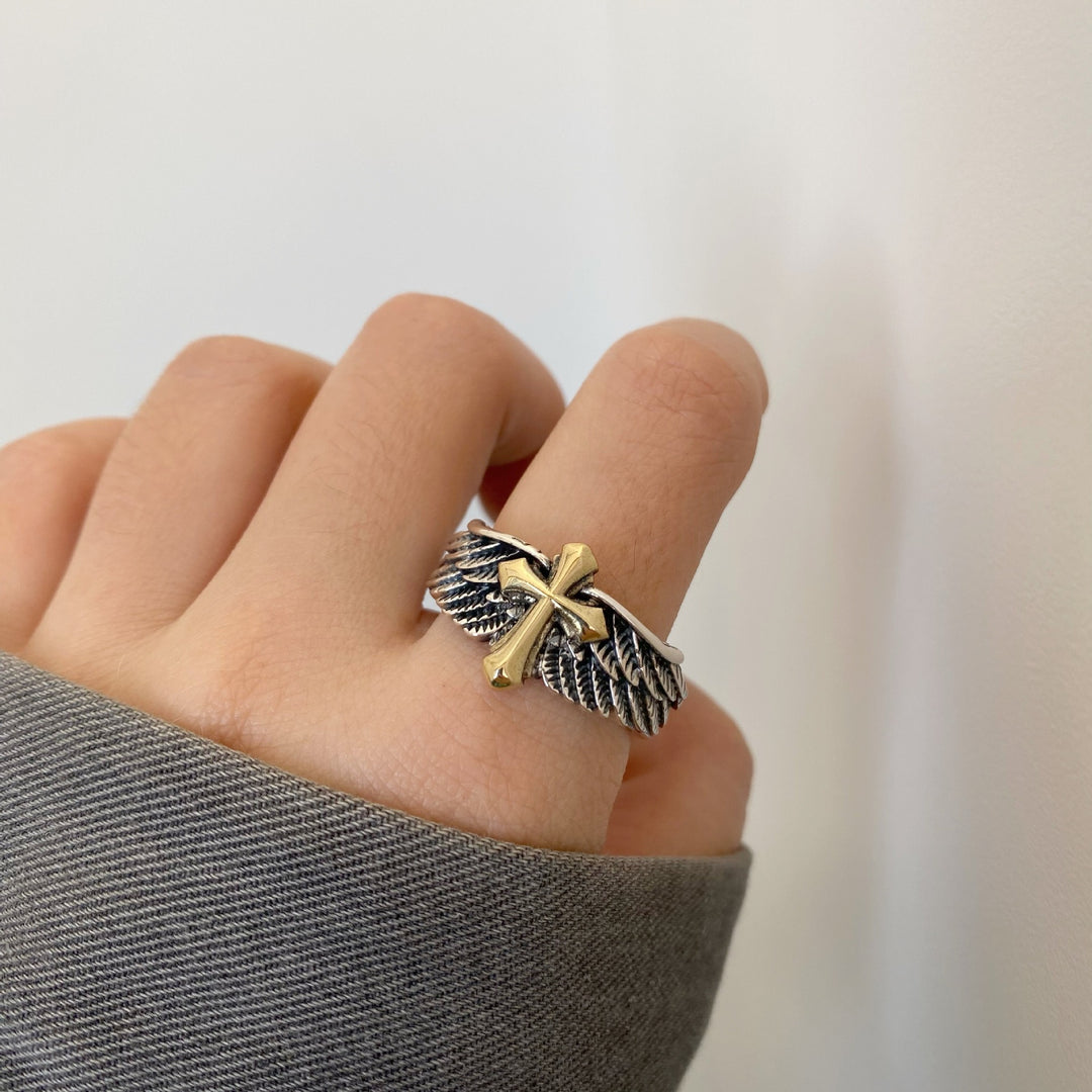 Vintage style cross winged open ring
