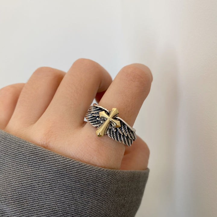 Vintage style cross winged open ring