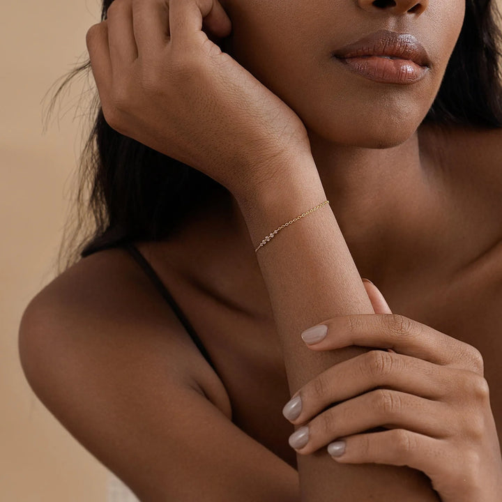 Minimalist Diamond Bracelet