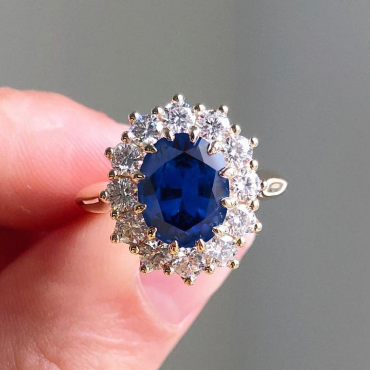 Light Luxury Sapphire Full-Diamond Ring - Gold Women's Engagement Proposal Band