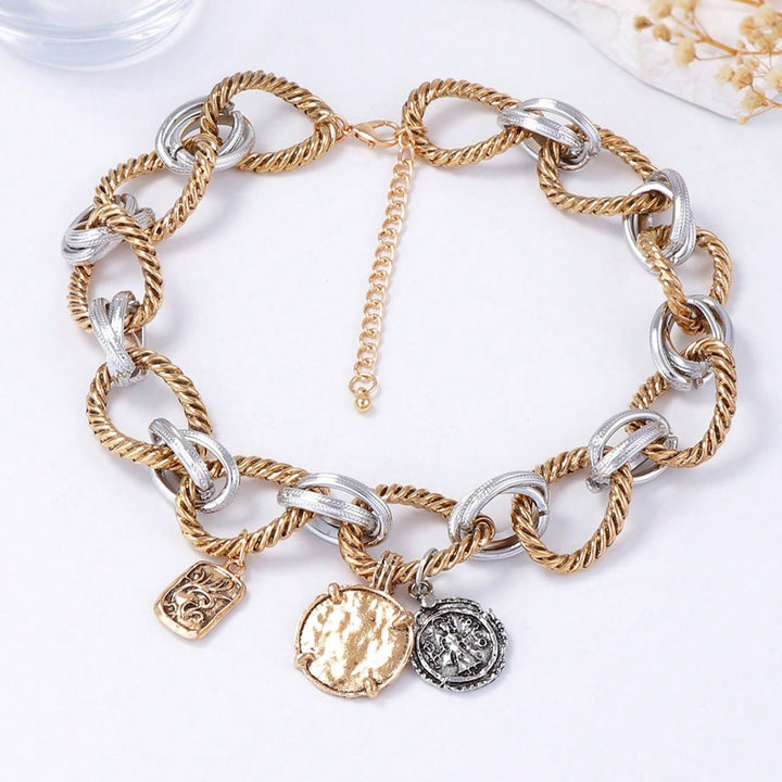 Vintage Gilded Layered Coin Pendant Necklace｜Retro Glamour for Your Neck