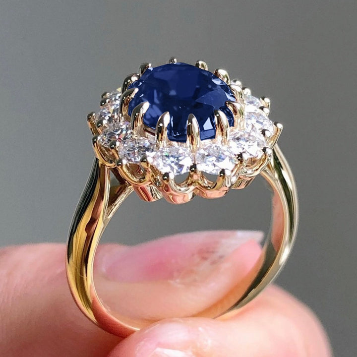 Light Luxury Sapphire Full-Diamond Ring - Gold Women's Engagement Proposal Band