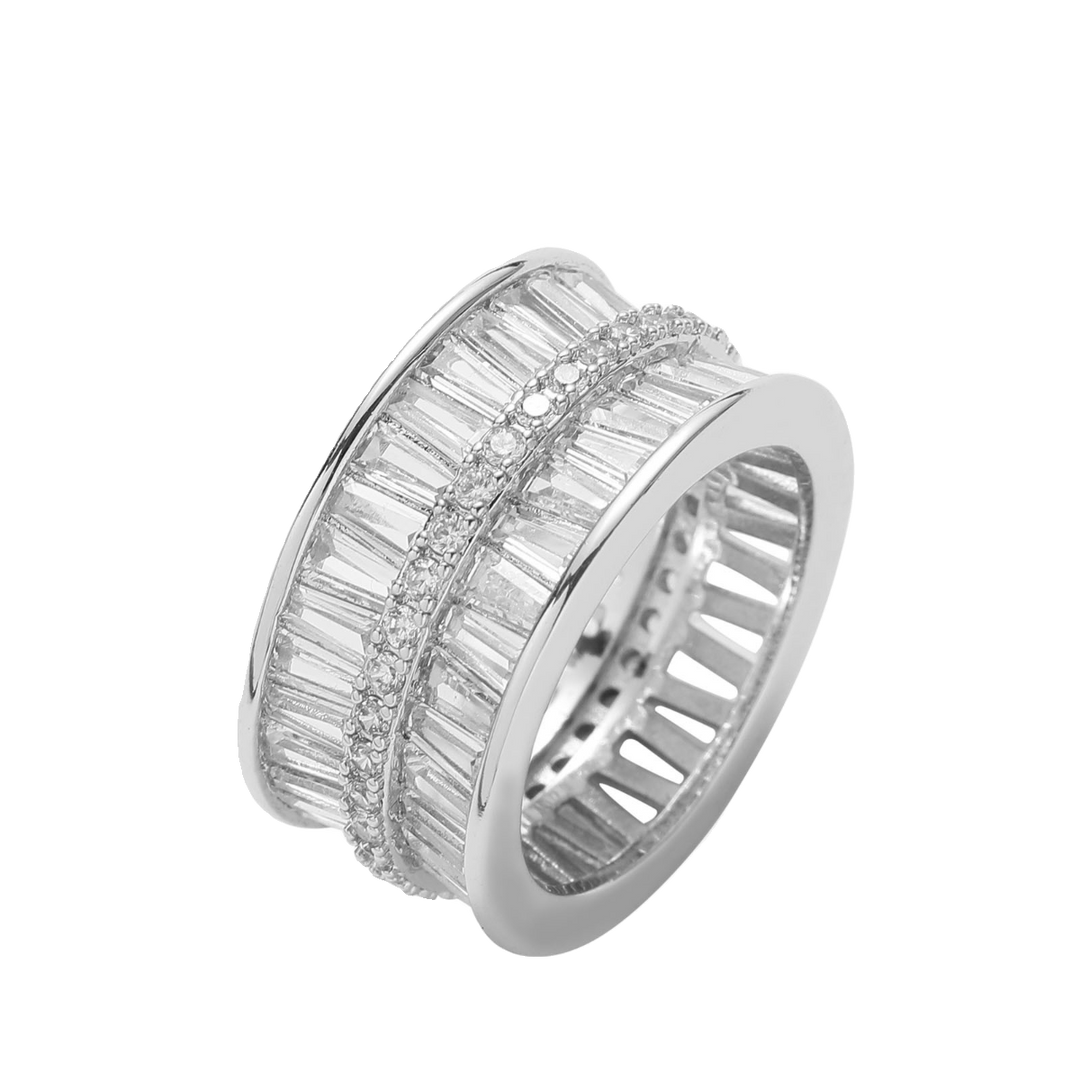 Luxurious Baguette Diamond-Embedded Ring (Gold/Silver Version)