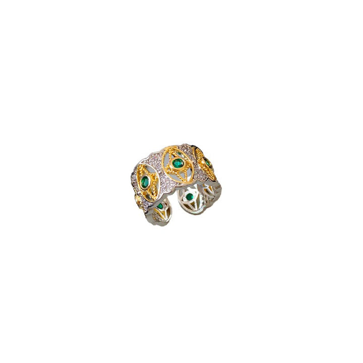 Starlight Enchantment 18K Gold Two-Tone Emerald Ring｜Vintage Hollowed Fingertip Luxury