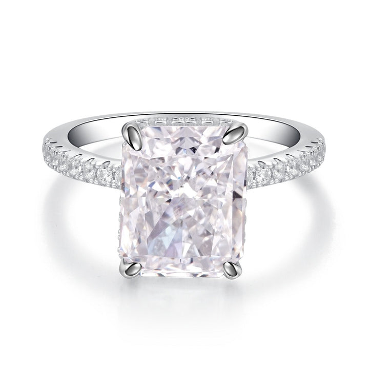Colorful Square Diamond Ring A Luxurious Eye-Catcher