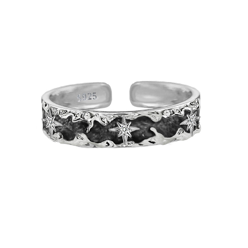 Star patterned silver couple's open mouth matching ring