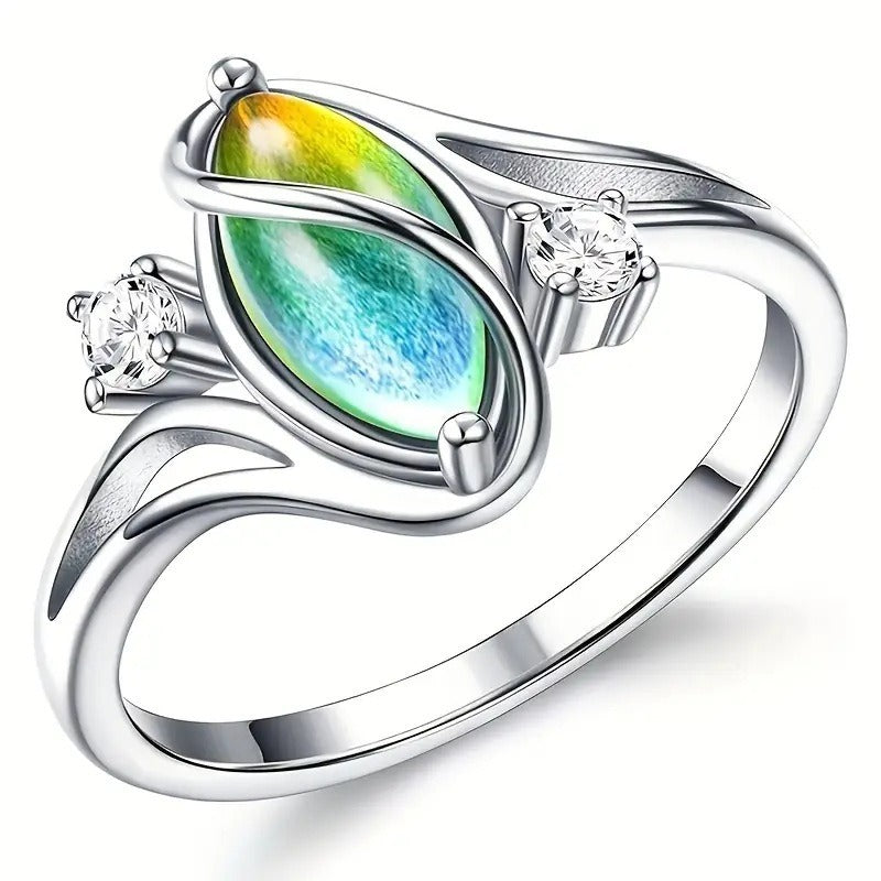 Witch's Power Protection Ring (Moonstone/Color-Changing Gem)