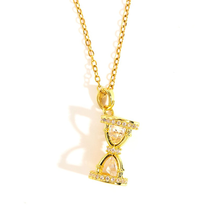 Gilded Hourglass Two-Tone Diamond-Encrusted Necklace｜Capture Time's Gentle Glow on Your Neck