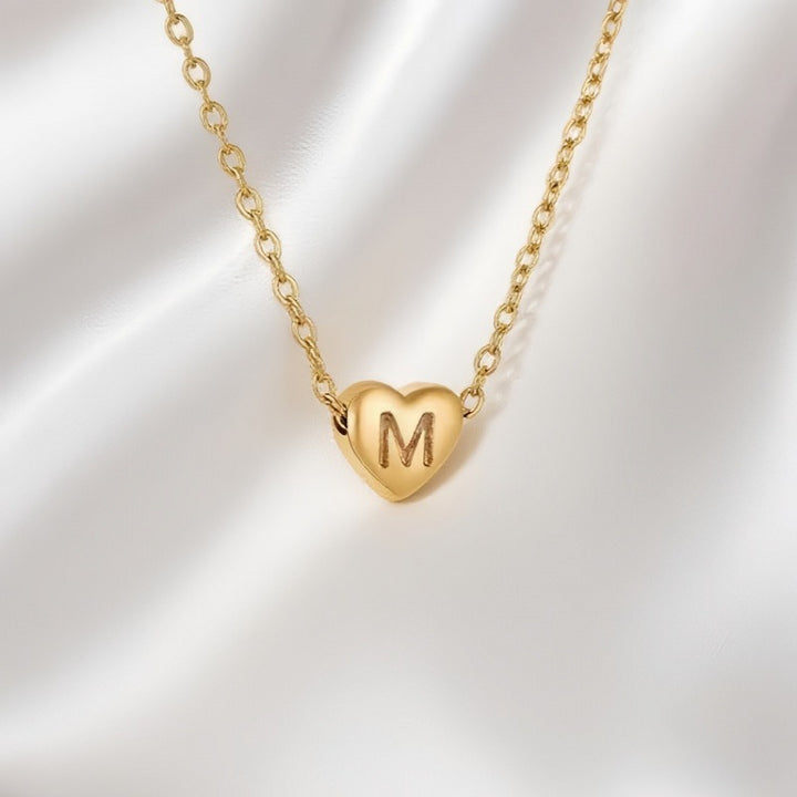 26 Letters Optional Heart Necklace - Women's Light Luxury Romantic Heart-Shaped Letter Accessory