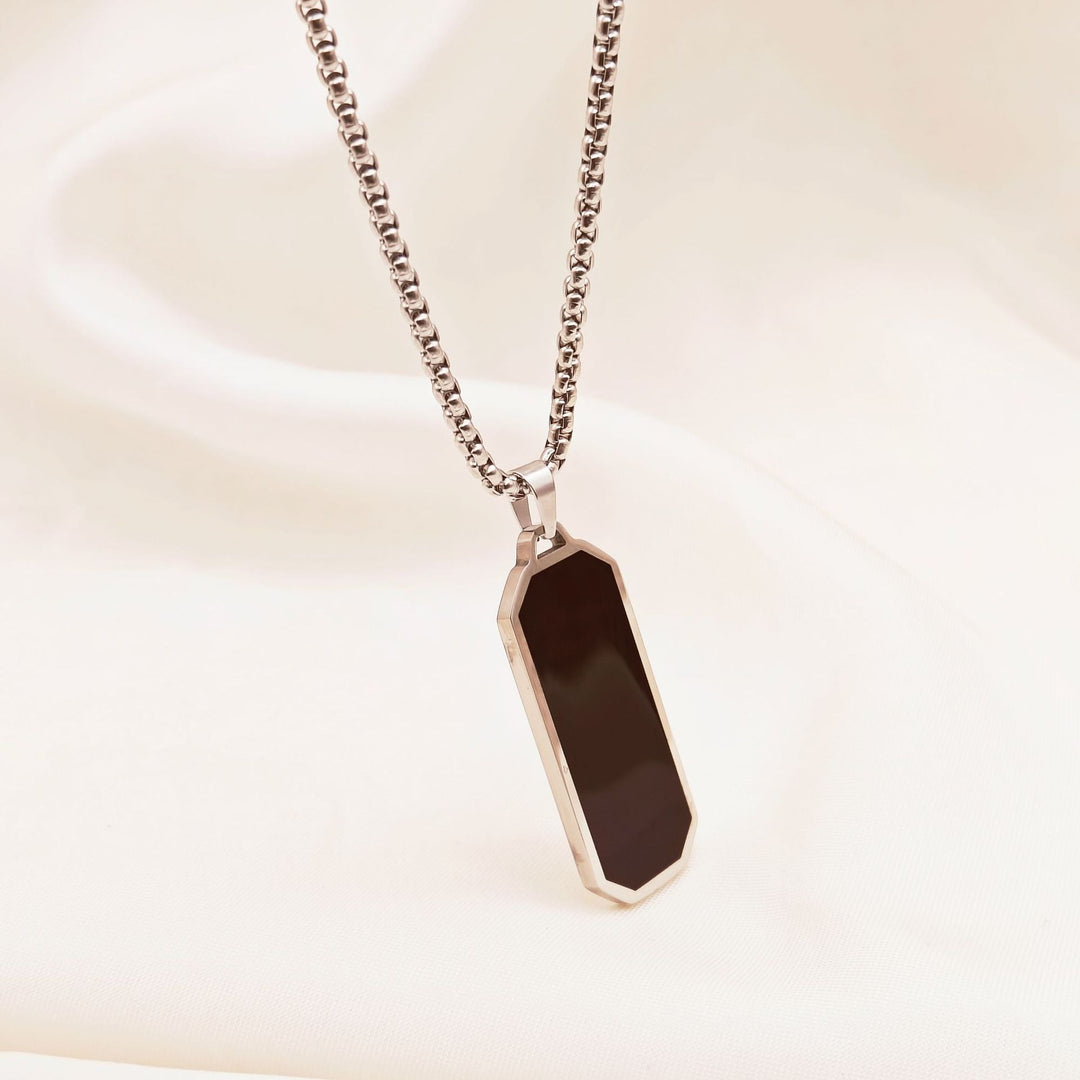 Dual-Color Geometric Gemstone Pendant Necklace - Titanium Steel Light Luxury Niche Choker European