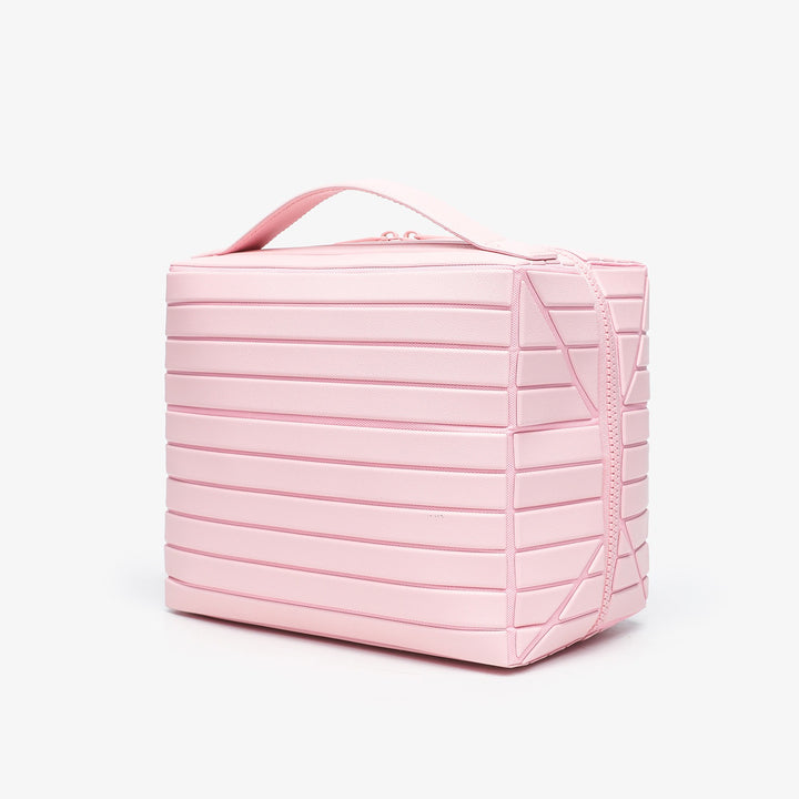 Minimal Textured Makeup Bag｜Spacious & Structured Cosmetic Organizer for Daily & Travel Use