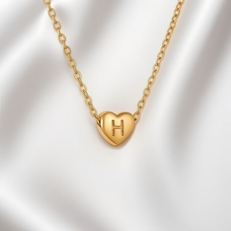 26 Letters Optional Heart Necklace - Women's Light Luxury Romantic Heart-Shaped Letter Accessory
