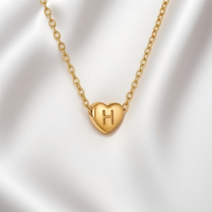 26 Letters Optional Heart Necklace - Women's Light Luxury Romantic Heart-Shaped Letter Accessory
